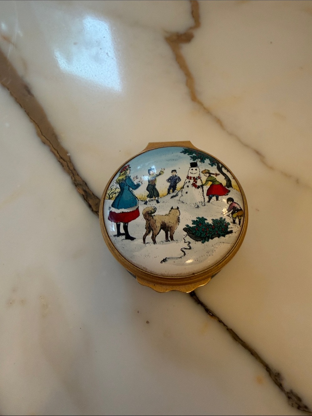 Vintage Bilston & Battersea enamel box 1979 Christmas edition